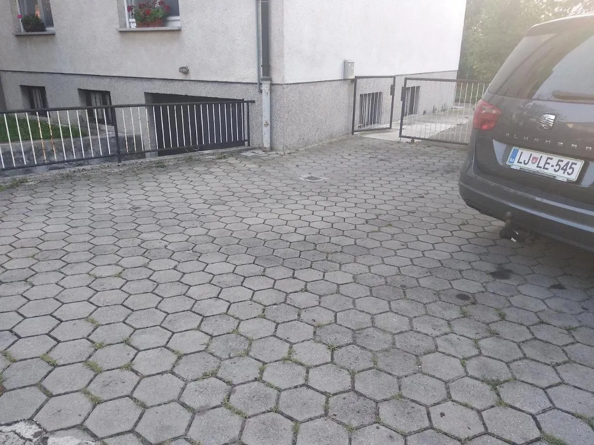 Apartment Ksenija Ljubljana